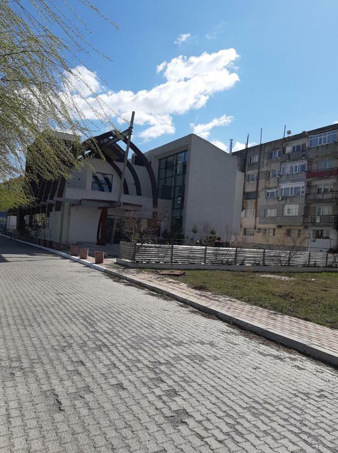 Apartament 2 Camere Sulina Exterior foto